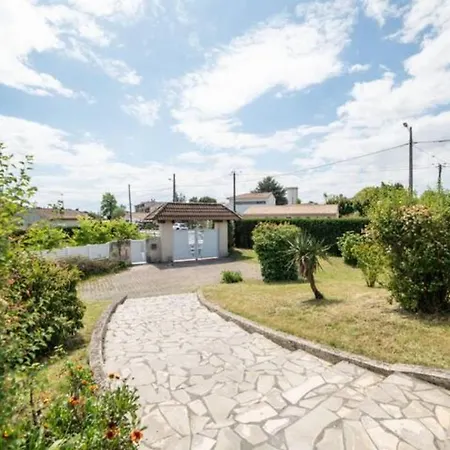 L'evasion, Maison Spacieuse, Veranda, Parking